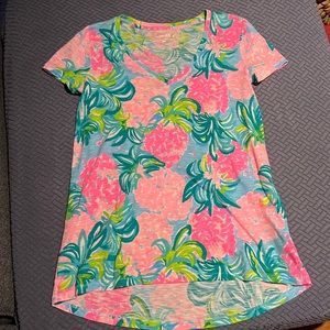 Womens Lilly Pulitzer T-Shirt Size XXS NWOT
